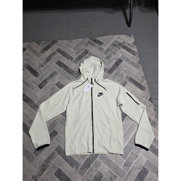 Nike Tech Fleece Essential Full-Zip Hoodie DD5284 020 Sea Glass Light Green Sz S - Picture 2 of 9